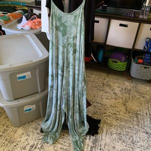 Oversized Tie dye romper